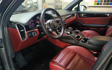 Porsche Cayenne III, 2021 год, 10 700 000 рублей, 16 фотография