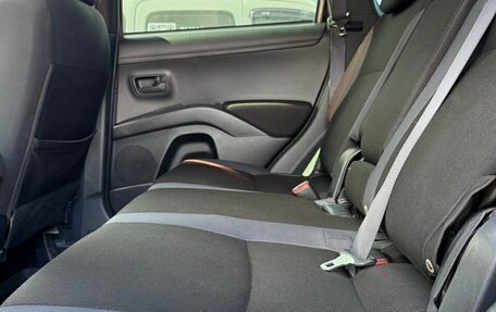 Mitsubishi Outlander III рестайлинг 3, 2011 год, 1 050 000 рублей, 18 фотография