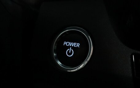 Toyota Camry, 2025 год, 3 900 000 рублей, 19 фотография