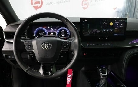 Toyota Camry, 2025 год, 3 900 000 рублей, 11 фотография