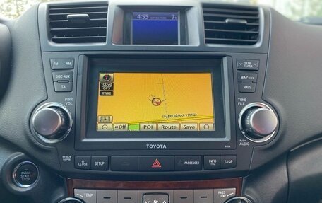 Toyota Highlander III, 2012 год, 1 990 000 рублей, 15 фотография