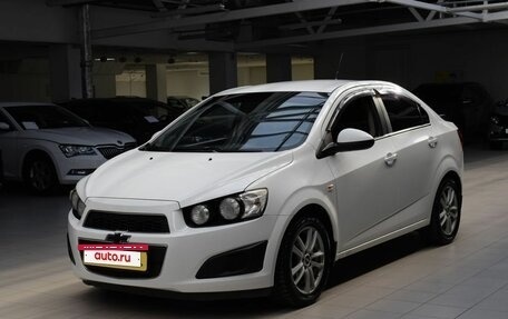 Chevrolet Aveo III, 2013 год, 590 000 рублей, 3 фотография