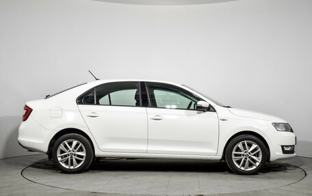 Skoda Rapid I, 2018 год, 1 240 000 рублей, 4 фотография