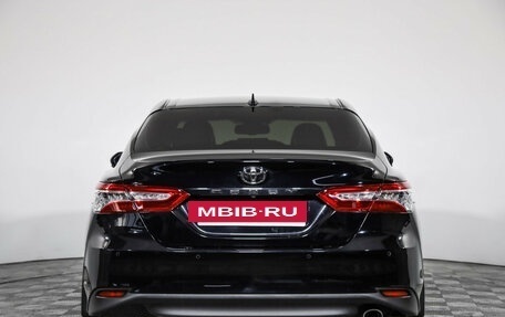 Toyota Camry, 2021 год, 3 289 000 рублей, 6 фотография