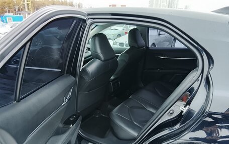 Toyota Camry, 2019 год, 2 365 000 рублей, 5 фотография