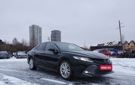 Toyota Camry, 2019 год, 2 365 000 рублей, 10 фотография