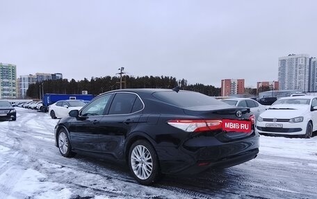 Toyota Camry, 2019 год, 2 365 000 рублей, 9 фотография