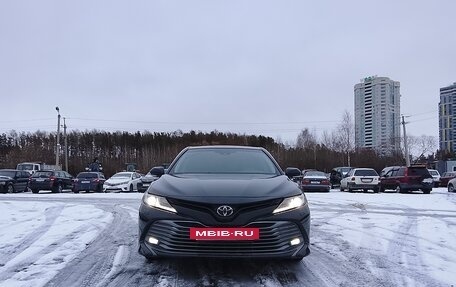Toyota Camry, 2019 год, 2 365 000 рублей, 17 фотография