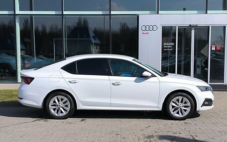 Skoda Octavia IV, 2020 год, 2 105 000 рублей, 4 фотография