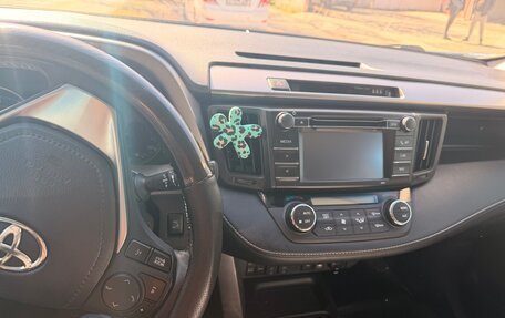 Toyota RAV4, 2016 год, 2 499 000 рублей, 7 фотография