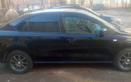 Volkswagen Polo VI (EU Market), 2013 год, 750 000 рублей, 3 фотография