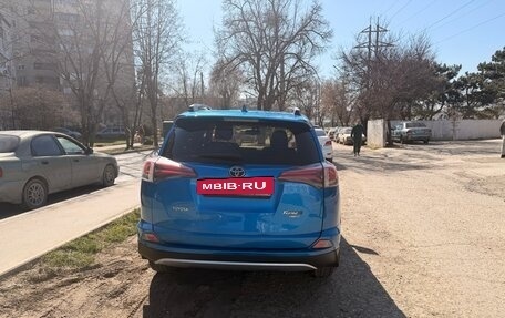Toyota RAV4, 2016 год, 2 499 000 рублей, 3 фотография
