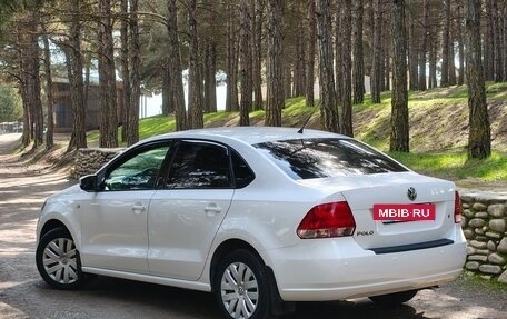 Volkswagen Polo VI (EU Market), 2012 год, 980 000 рублей, 2 фотография
