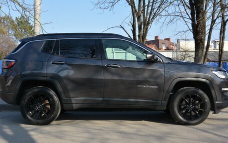 Jeep Compass II, 2018 год, 2 200 000 рублей, 8 фотография