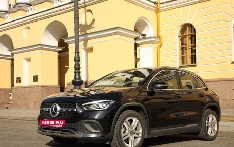 Mercedes-Benz GLA, 2021 год, 3 500 000 рублей, 10 фотография