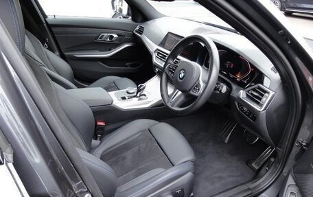 BMW 3 серия, 2021 год, 2 654 000 рублей, 11 фотография