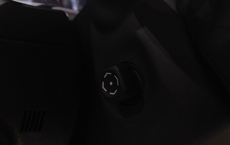 Lexus RX IV рестайлинг, 2016 год, 3 999 000 рублей, 27 фотография