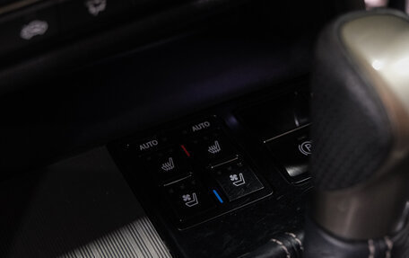 Lexus RX IV рестайлинг, 2016 год, 3 999 000 рублей, 30 фотография