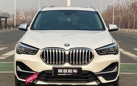 BMW X1, 2022 год, 1 990 000 рублей, 2 фотография