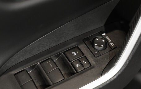 Toyota RAV4, 2025 год, 4 360 000 рублей, 34 фотография