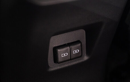 Toyota RAV4, 2025 год, 4 360 000 рублей, 36 фотография