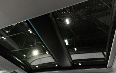 Toyota RAV4, 2025 год, 4 360 000 рублей, 33 фотография