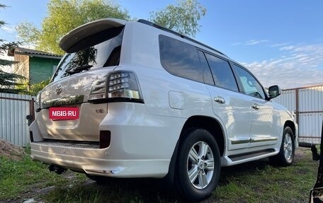 Toyota Land Cruiser 200, 2013 год, 4 100 000 рублей, 18 фотография