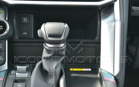 Toyota Land Cruiser, 2026 год, 15 300 777 рублей, 6 фотография