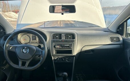 Volkswagen Polo VI (EU Market), 2015 год, 820 000 рублей, 5 фотография