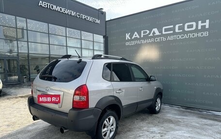 Hyundai Tucson III, 2008 год, 750 000 рублей, 2 фотография