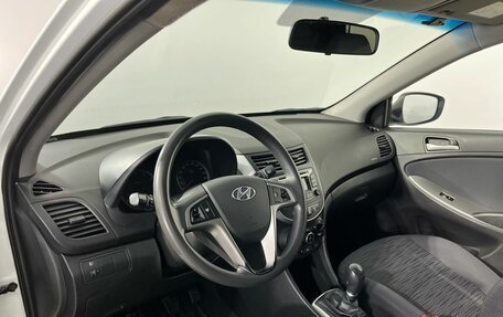 Hyundai Solaris II рестайлинг, 2016 год, 1 030 000 рублей, 8 фотография