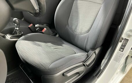 Hyundai Solaris II рестайлинг, 2016 год, 1 030 000 рублей, 14 фотография