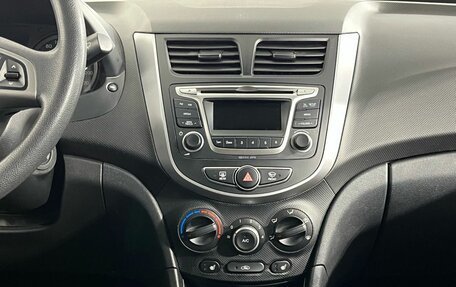 Hyundai Solaris II рестайлинг, 2016 год, 1 030 000 рублей, 11 фотография