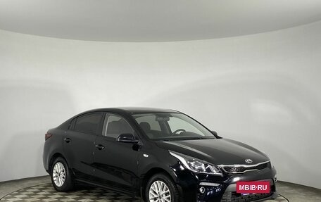 KIA Rio IV, 2018 год, 1 375 000 рублей, 2 фотография