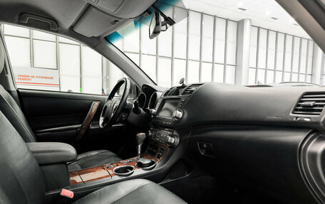 Toyota Highlander III, 2012 год, 1 650 000 рублей, 15 фотография