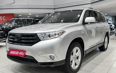Toyota Highlander III, 2012 год, 1 650 000 рублей, 5 фотография