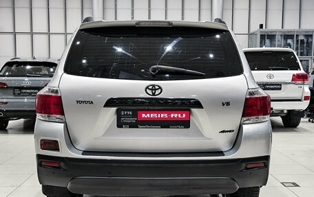 Toyota Highlander III, 2012 год, 1 650 000 рублей, 10 фотография