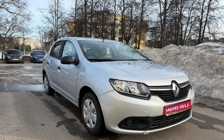 Renault Logan II, 2015 год, 790 000 рублей, 1 фотография