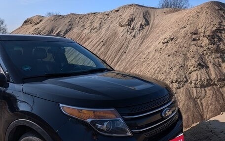 Ford Explorer VI, 2014 год, 1 950 000 рублей, 1 фотография