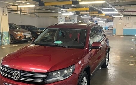 Volkswagen Tiguan I, 2012 год, 1 000 000 рублей, 1 фотография