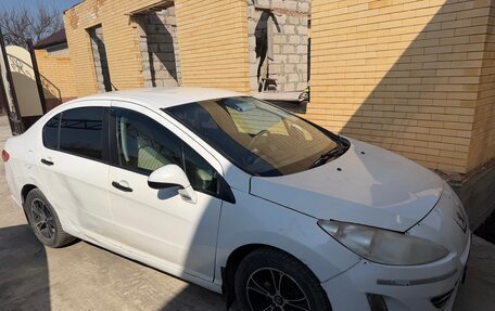 Peugeot 408 I рестайлинг, 2013 год, 190 000 рублей, 3 фотография