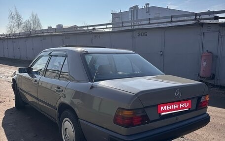 Mercedes-Benz W124, 1987 год, 450 000 рублей, 3 фотография