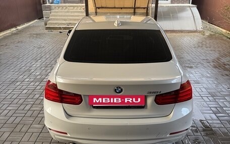 BMW 3 серия, 2015 год, 2 100 000 рублей, 11 фотография