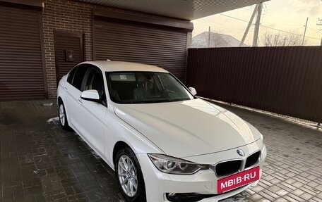 BMW 3 серия, 2015 год, 2 100 000 рублей, 10 фотография