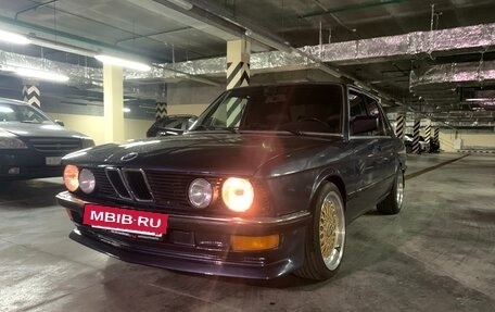 BMW 5 серия, 1986 год, 400 000 рублей, 16 фотография