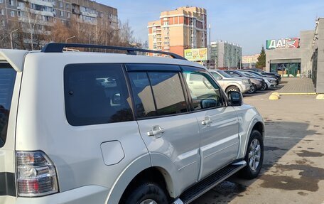 Mitsubishi Pajero IV, 2014 год, 2 350 000 рублей, 5 фотография