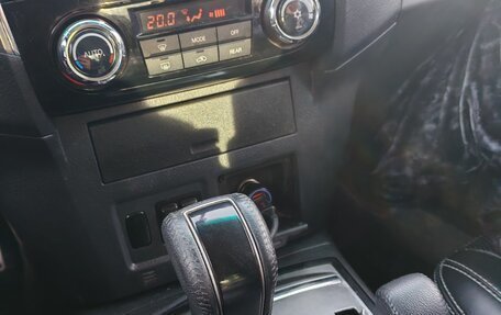 Mitsubishi Pajero IV, 2014 год, 2 350 000 рублей, 9 фотография