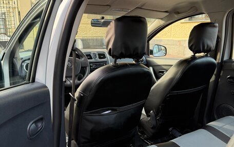 Renault Logan II, 2015 год, 790 000 рублей, 6 фотография