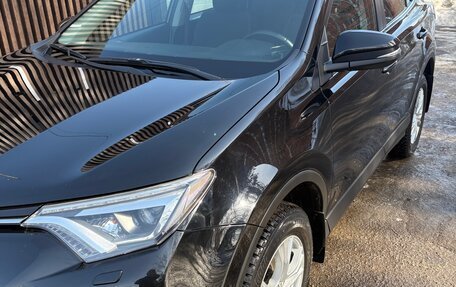 Toyota RAV4, 2018 год, 2 350 000 рублей, 2 фотография