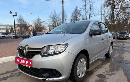 Renault Logan II, 2015 год, 790 000 рублей, 4 фотография